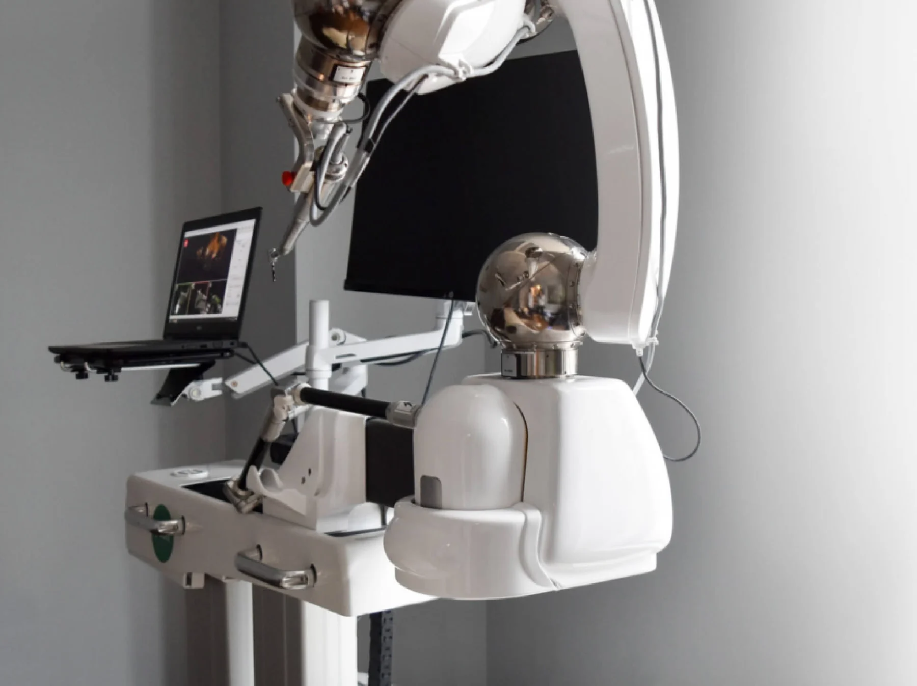 Yomi robot-assisted dental surgery system in a clinical environment